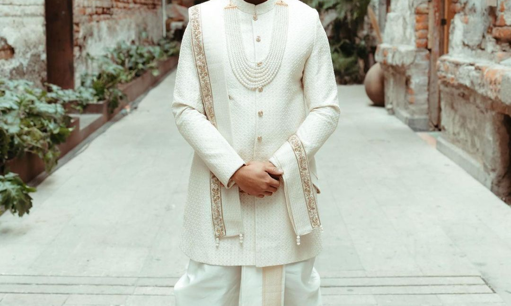 Wedding Season Wonders: Men's Ethnic Wear Trends in Hyderabad