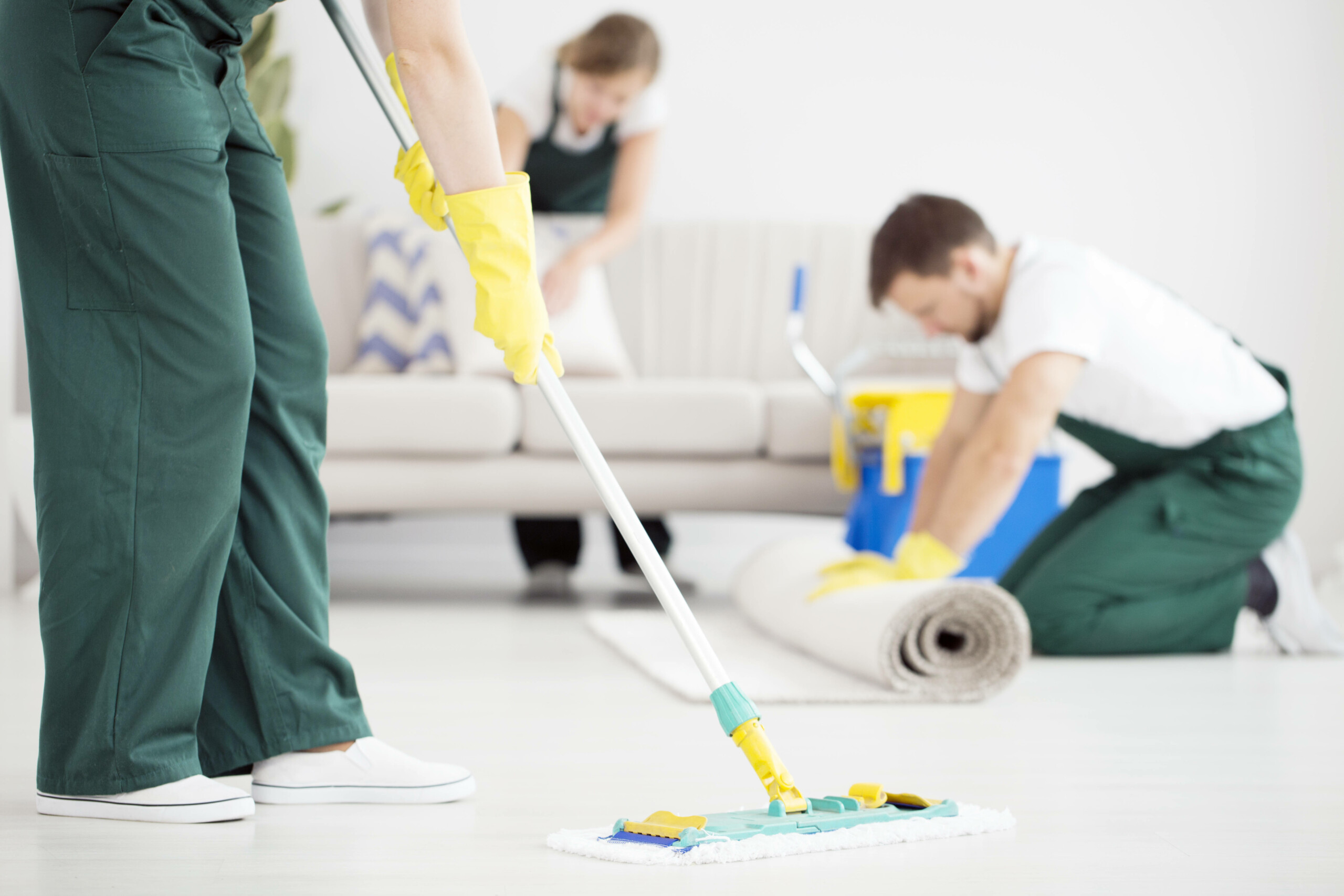 Advantages of Using a Professional House Cleaner in Carlisle