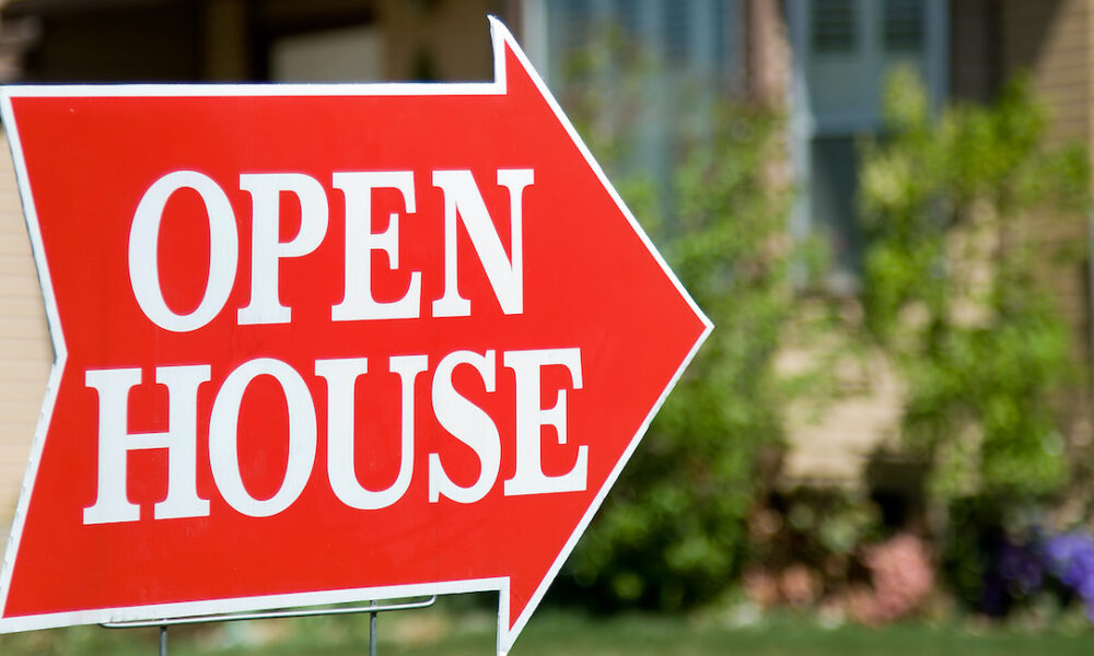 The Complete Guide To Open Houses: Resources and Strategies